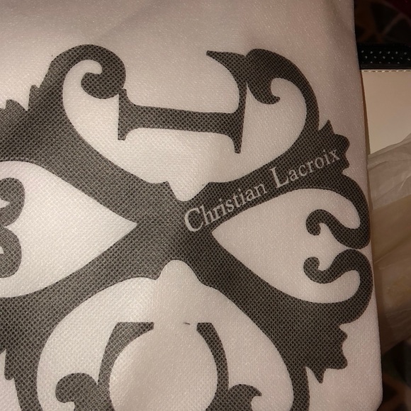 Handbag - Picture 7 of 8